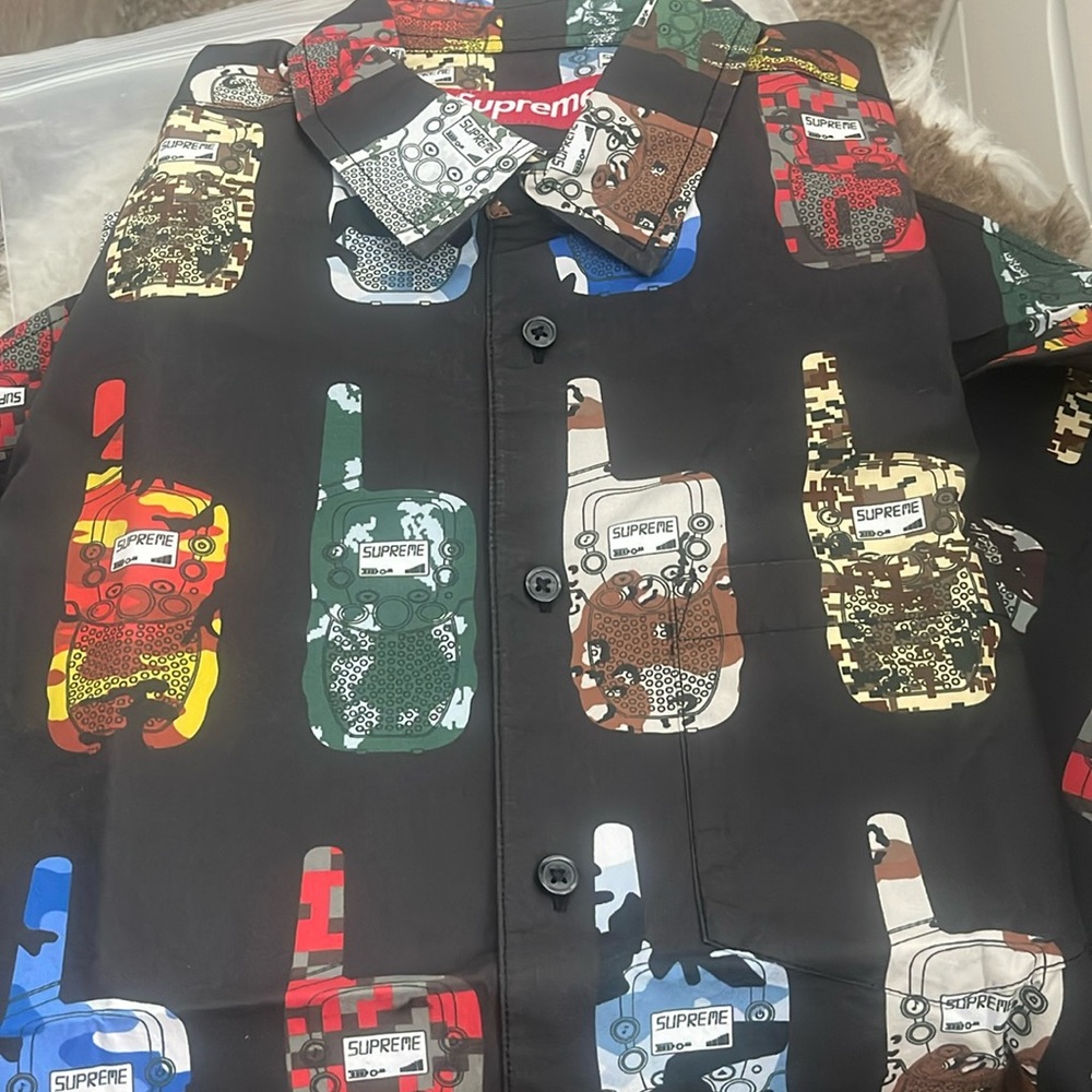 Supreme Walkie Talkie men’s shirt Small
